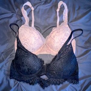 2x La SENZA Beyond Sexy Ultimate Plunge lacy bras